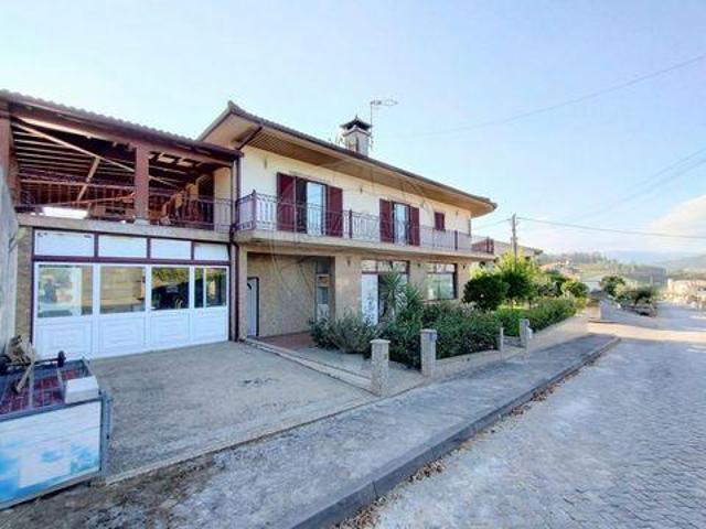 Casa venda em Rio Douro, Cabeceiras de Basto
