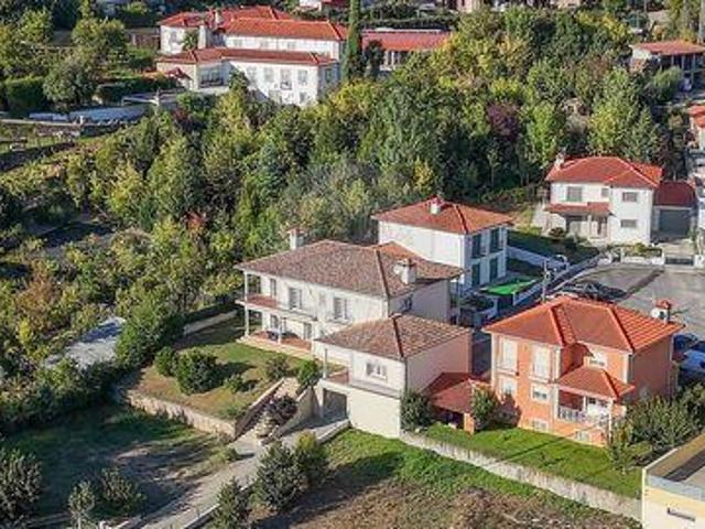 Casa venda em Basto, Cabeceiras de Basto