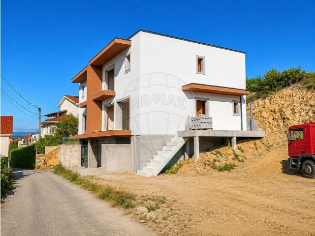 Casa venda em Leiradas, Cabeceiras De Basto