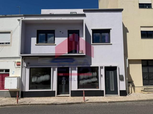 Casa venda em Cadaval, Pêro Moniz