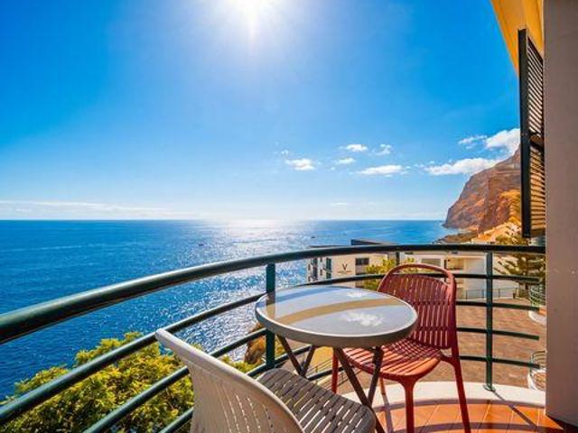 Apartamento venda em Serrado do Mar, Câmara de Lobos