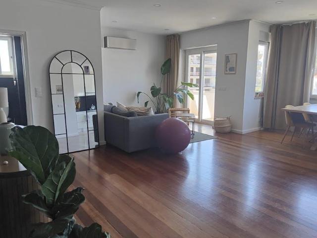 Apartamento alugar em Junqueiro, Cascais