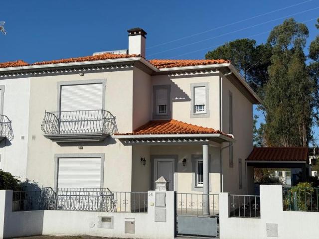 Casa venda em Carregal Do Sal, Viseu