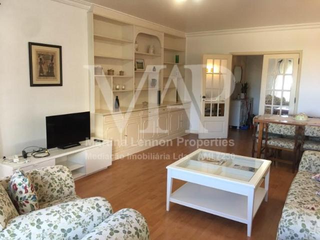 Apartamento alugar em Santo António do Estoril, Cascais