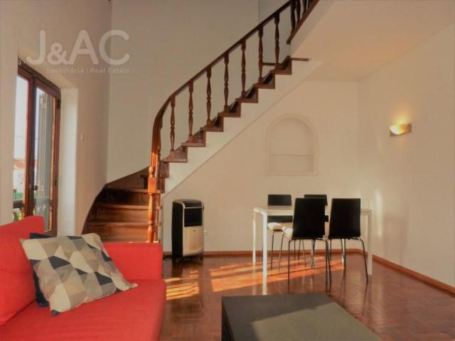 Apartamento alugar em Bairro do Rosário, Cascais