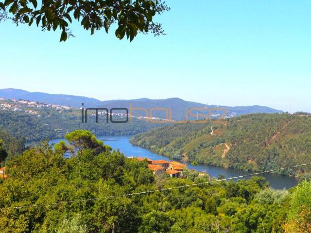 Terreno venda em Castelo De Paiva, Aveiro