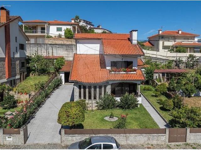 Casa venda em Celorico De Basto, Braga