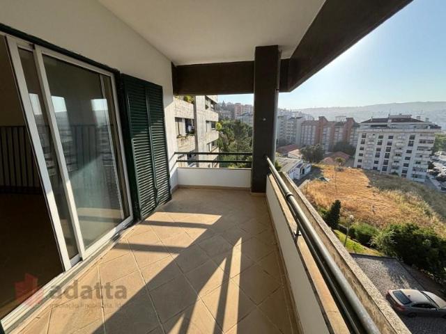 Apartamento alugar em Coimbrã, Sé Nova