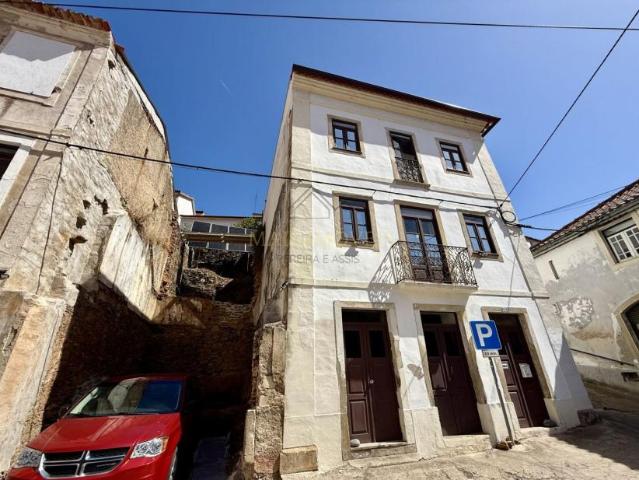 Casa venda em Lorvão, Penacova
