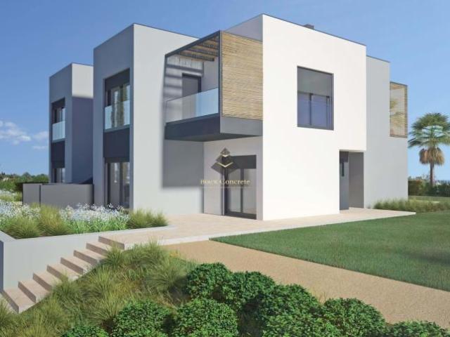 Apartamento venda em Estômbar, Faro