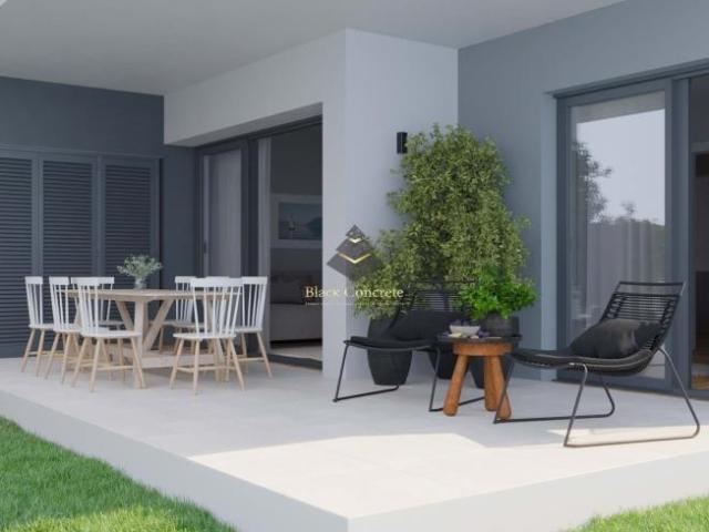 Apartamento venda em Estômbar, Faro