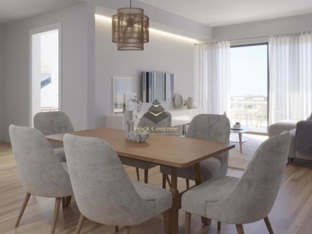 Apartamento venda em Estômbar, Faro