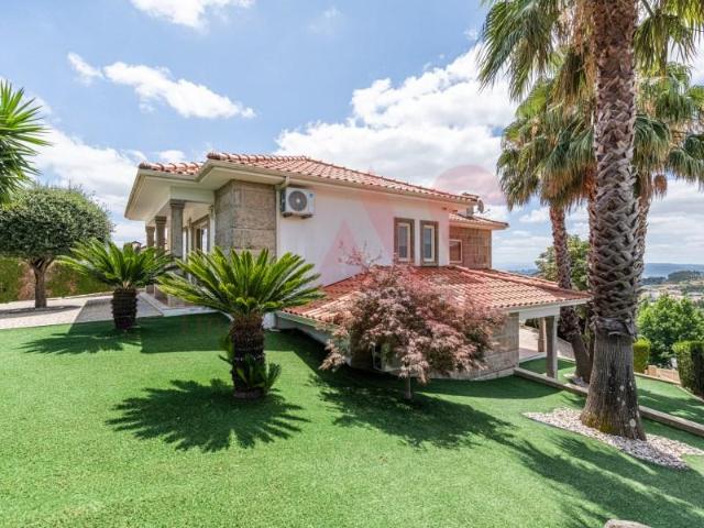 Casa venda em Felgueiras, Idães