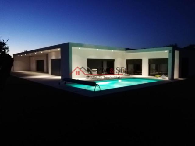 Casa venda em Alcobaça, Leiria