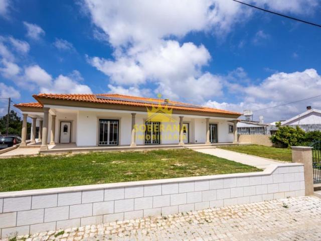 Casa venda em Alcobaça, Leiria