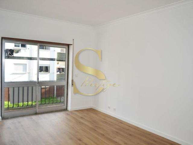 Apartamento venda em Cruz d'Areia, Leiria