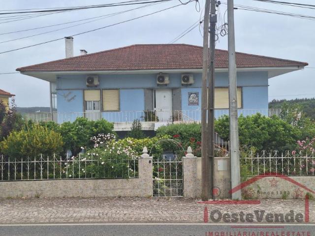 Casa venda em Cadaval, Pêro Moniz