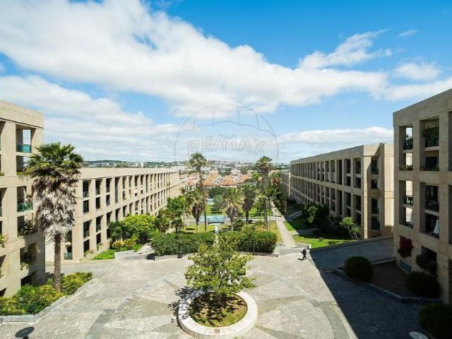 Apartamento alugar em São Francisco Xavier, Lisboa