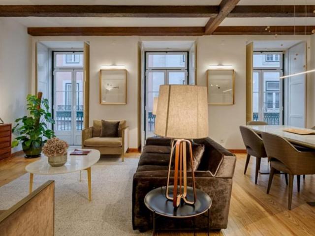 Apartamento alugar em Misericórdia, Lisboa