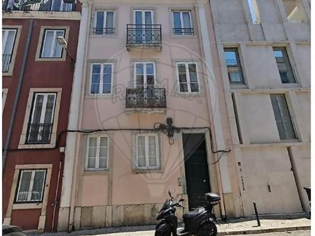 Apartamento alugar em Estrela, Lisboa