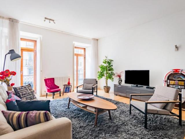 Apartamento alugar em Misericórdia, Lisboa