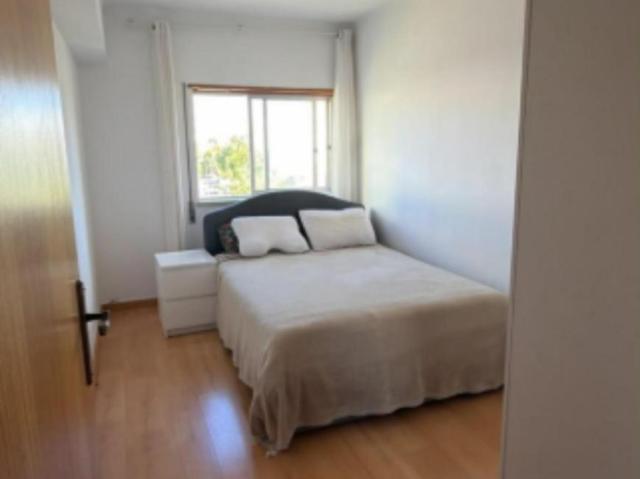 Apartamento alugar em Alcaniça, Almada