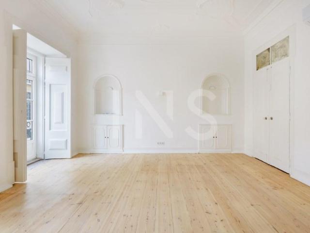 Apartamento alugar em Estrela, Lisboa