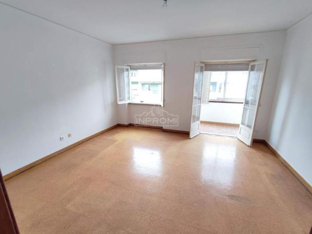 Apartamento venda em São Francisco Xavier, Lisboa