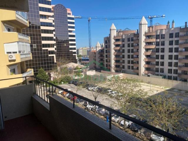 Apartamento alugar em Avenidas Novas, Lisboa