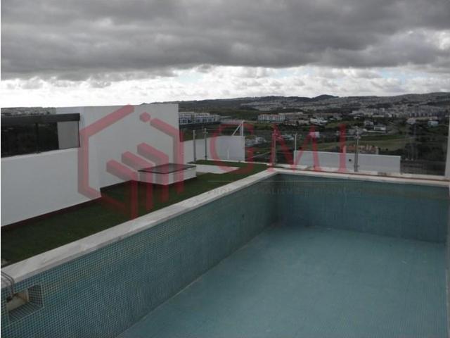 Apartamento venda em Santa Clara, Lisboa