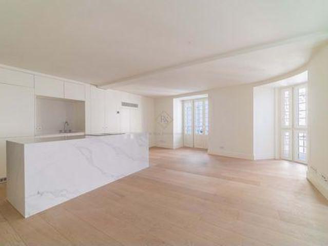 Apartamento venda em Santo António, Lisboa