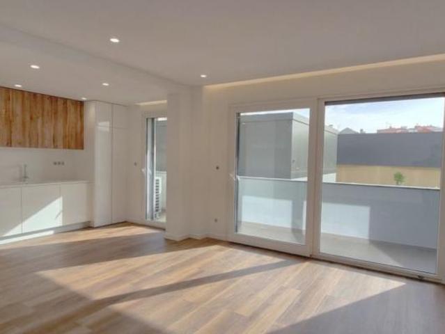 Apartamento venda em Pombais, Odivelas