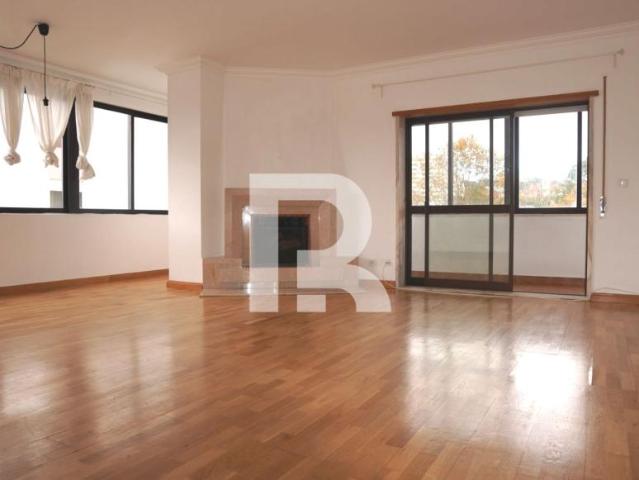 Apartamento alugar em Bairro do Aqueduto, Oeiras