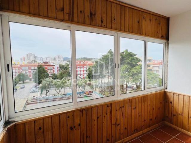 Apartamento alugar em Mem Martins, Algueirão-Mem Martins