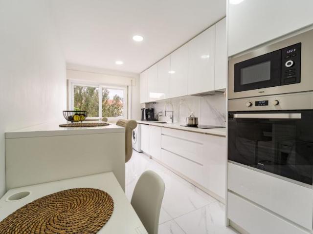 Apartamento venda em Moinho Encarnado, Massamá e Monte Abraão