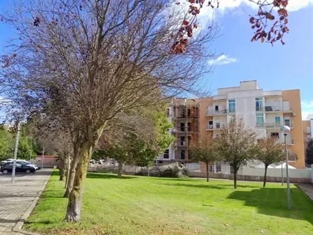 Apartamento venda em Castanheira Do Ribatejo, Lisboa