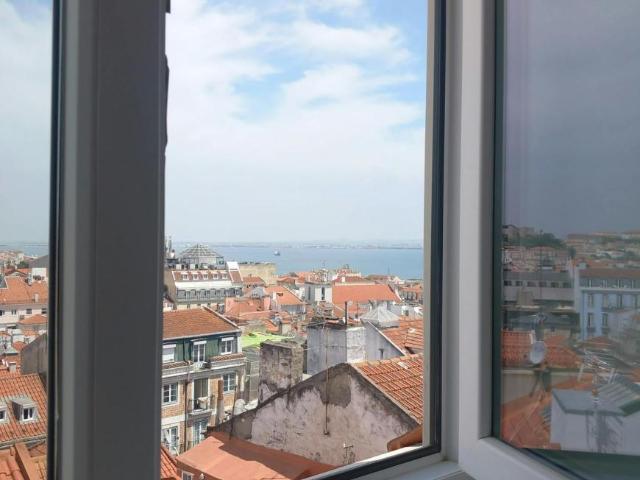 Apartamento alugar em Misericórdia, Lisboa