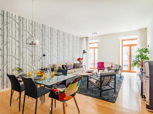 Apartamento alugar em Misericórdia, Lisboa