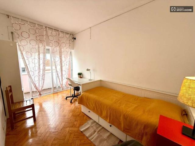 Quarto alugar em Lisboa