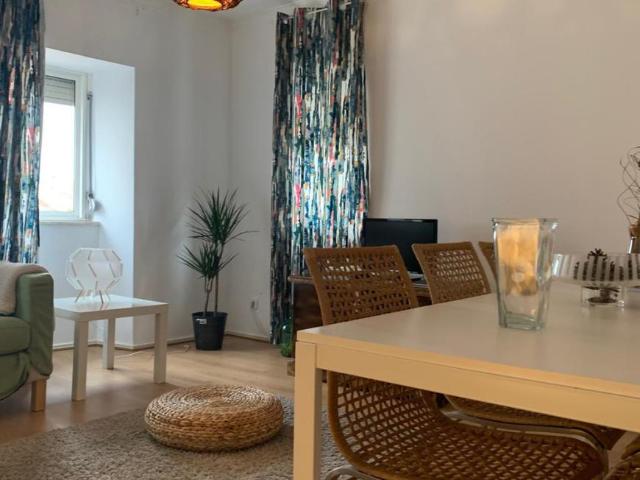Apartamento alugar em Santo António, Lisboa
