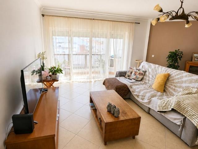 Apartamento venda em Quarteira, Loulé
