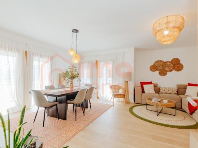 Apartamento venda em Santiago Dos Velhos, Lisboa