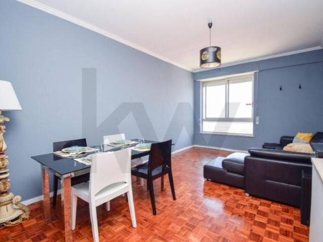 Apartamento alugar em Santiago Dos Velhos, Lisboa