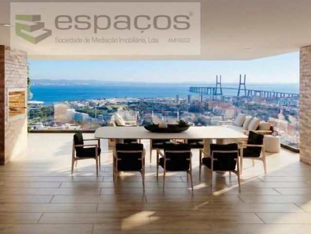 Apartamento venda em Terraços da Ponte, Santiago Dos Velhos