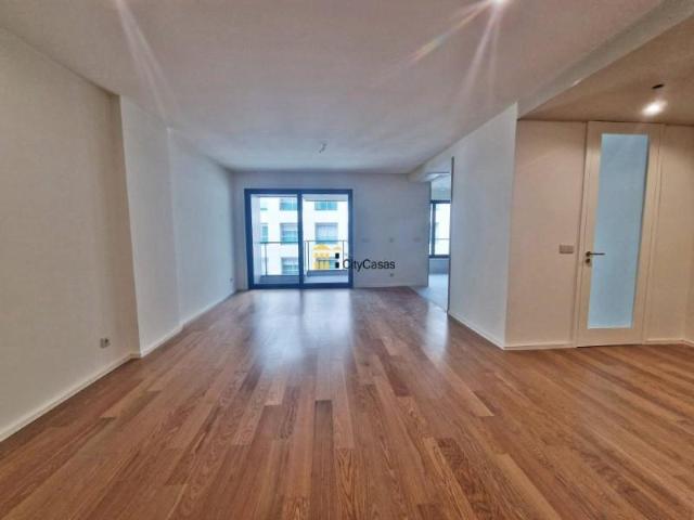 Apartamento venda em Maia, Gueifães