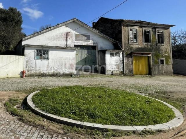 Casa venda em Maia, Gueifães
