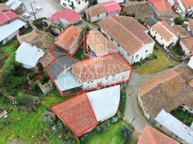 Casa venda em Mourilhe, Viseu