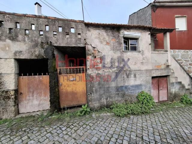 Casa venda em Mourilhe, Viseu