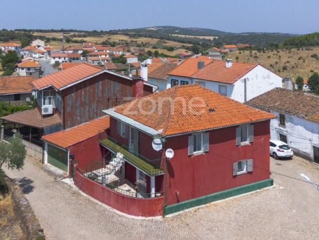 Casa venda em Mogadouro, Bragança