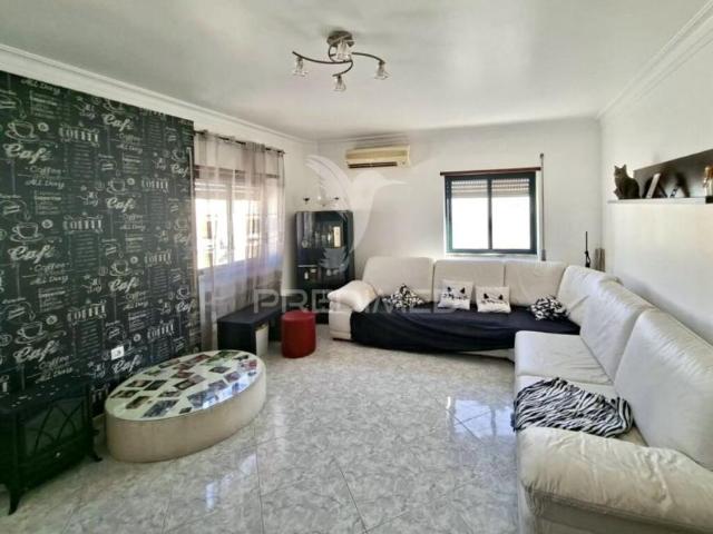 Apartamento venda em Moita, Setúbal